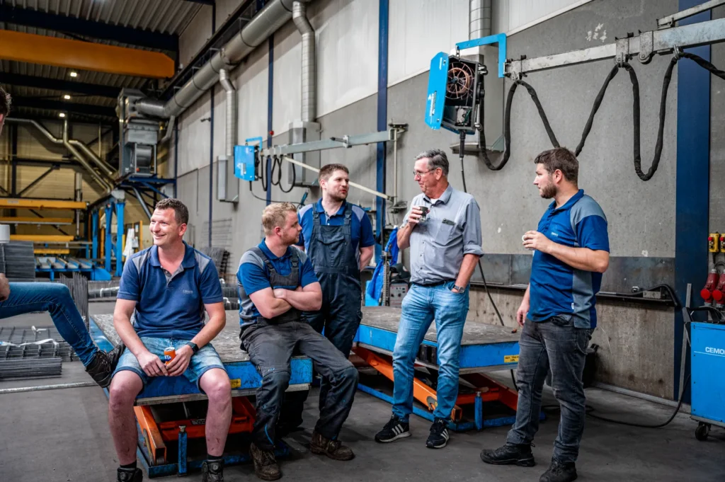 Kom werken bij het team van EWAKO Wapeningscentrale